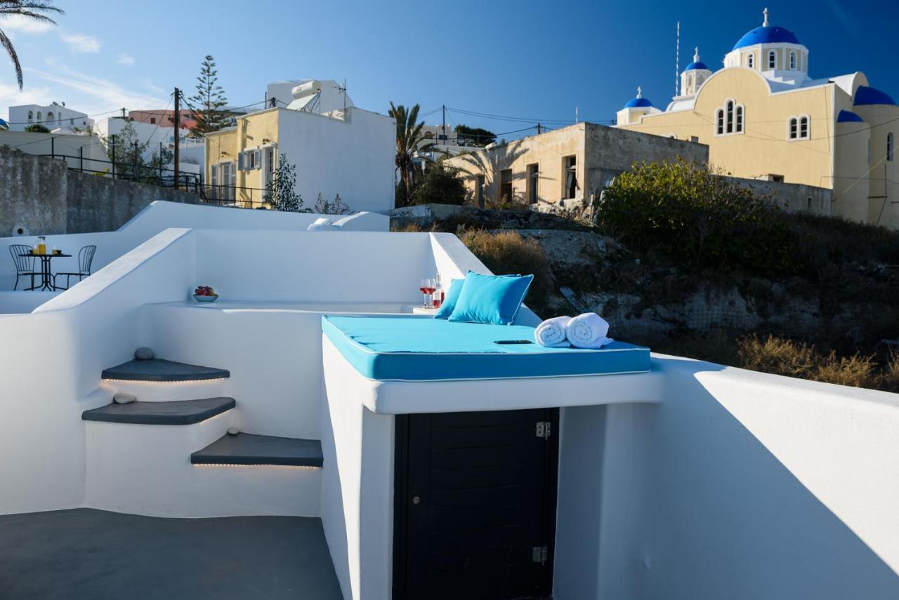 The Luna Caverns Fira  Exteriör bild